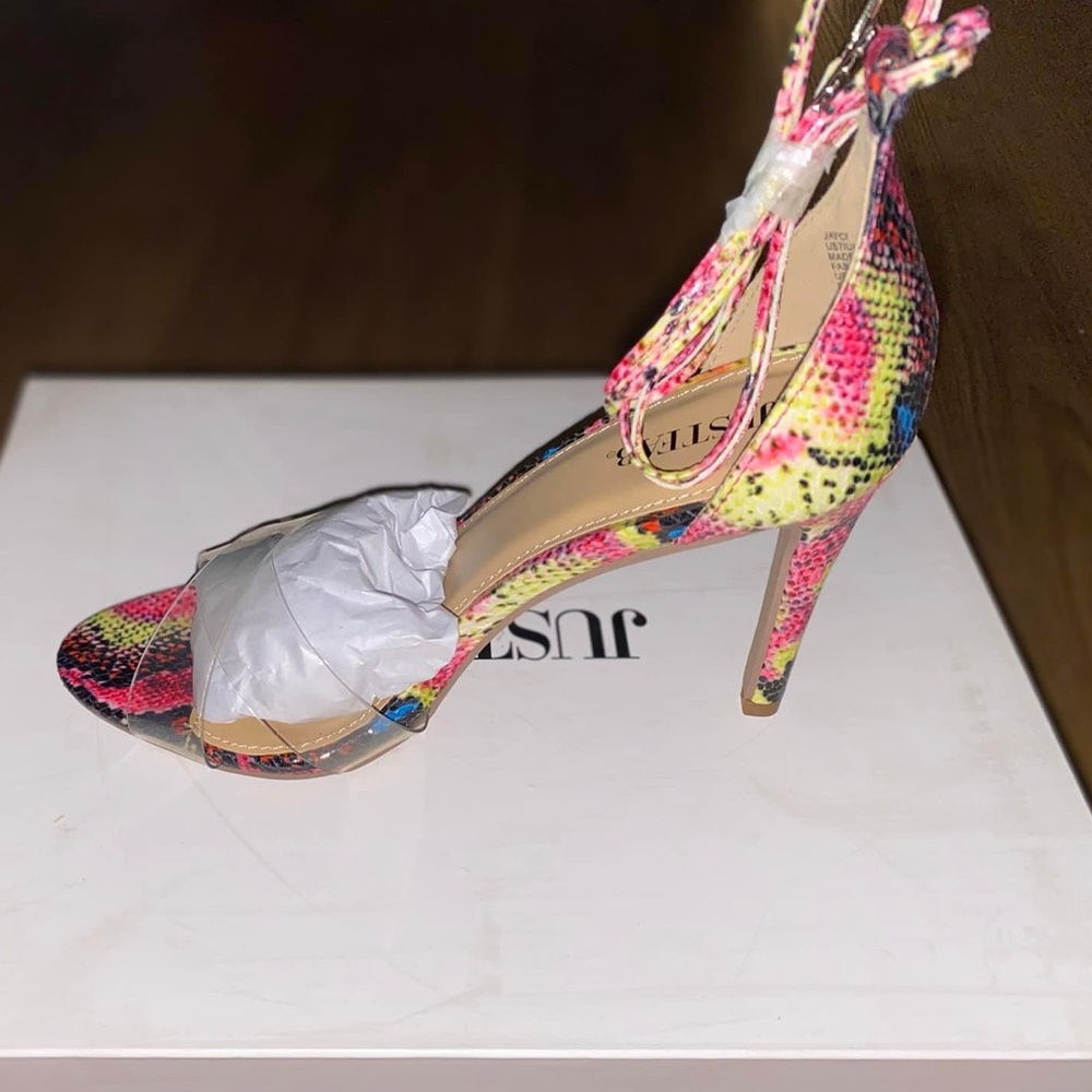 Heeled sandal